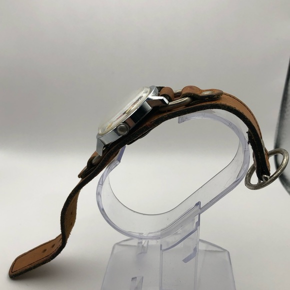 Disney Timex Vintage Mickey Mouse Unisex Watch Brown Band (Needs Battery) Works - Picture 6 of 8